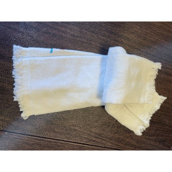 2 Fingertip Towels Velveteen Fringed Embroidered Seaside Starfish, Shell, Fish - Picture 6 of 8